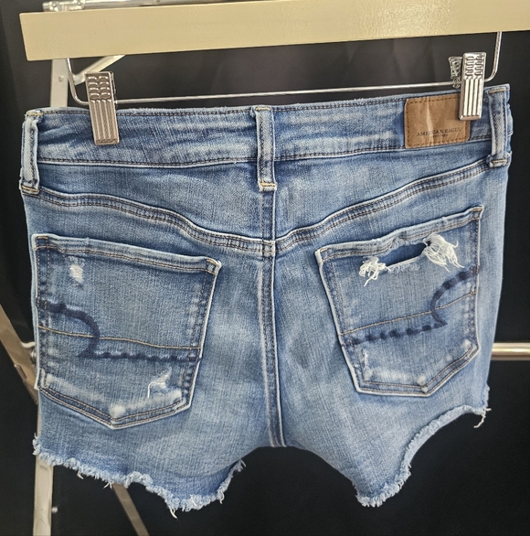 AE Hi Rise Shorties - Picture 2 of 5